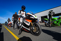 anglesey-no-limits-trackday;anglesey-photographs;anglesey-trackday-photographs;enduro-digital-images;event-digital-images;eventdigitalimages;no-limits-trackdays;peter-wileman-photography;racing-digital-images;trac-mon;trackday-digital-images;trackday-photos;ty-croes